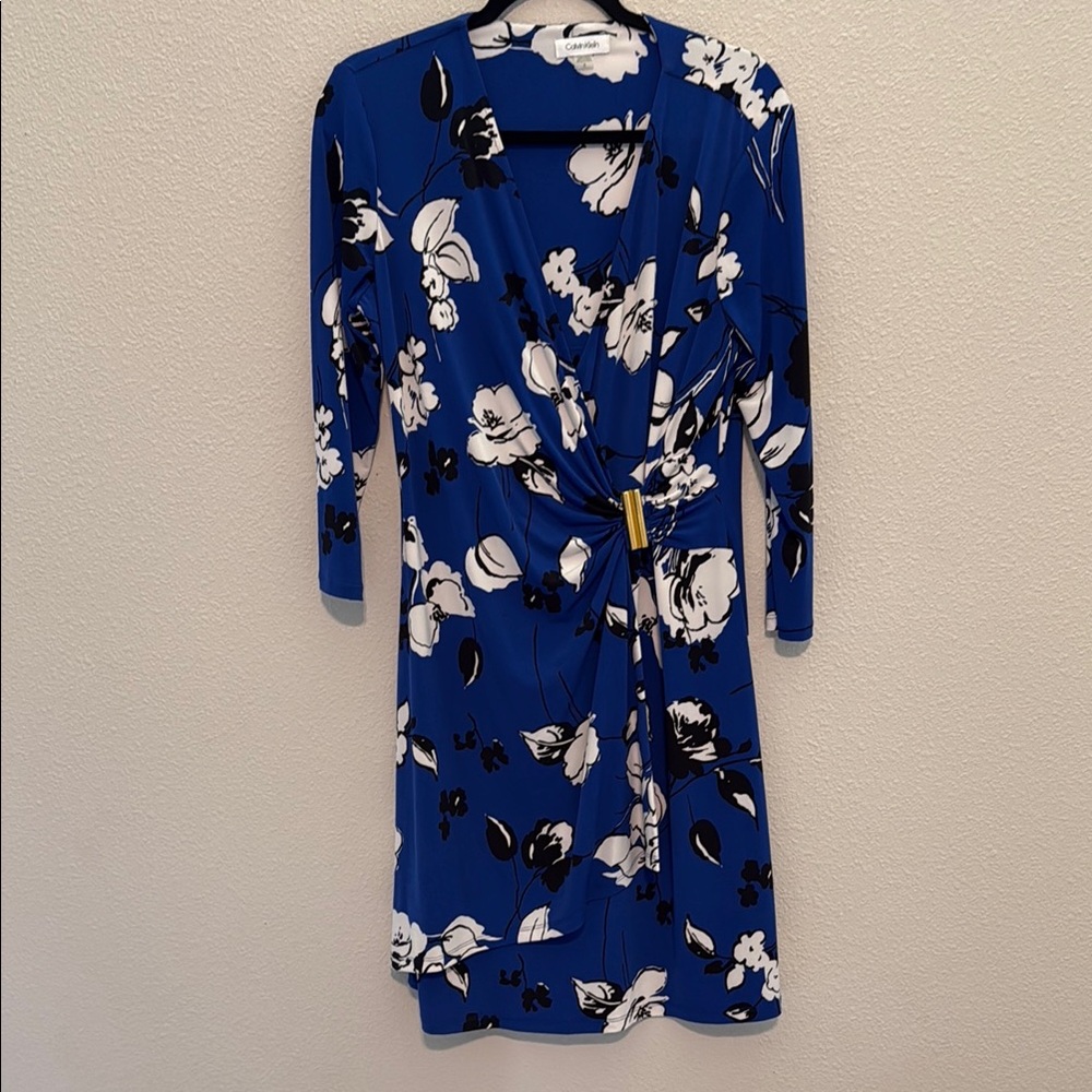 Calvin Klein Size 12 Blue Floral Wrap Dress Gold Accent 3/4 Sleeves Career Work